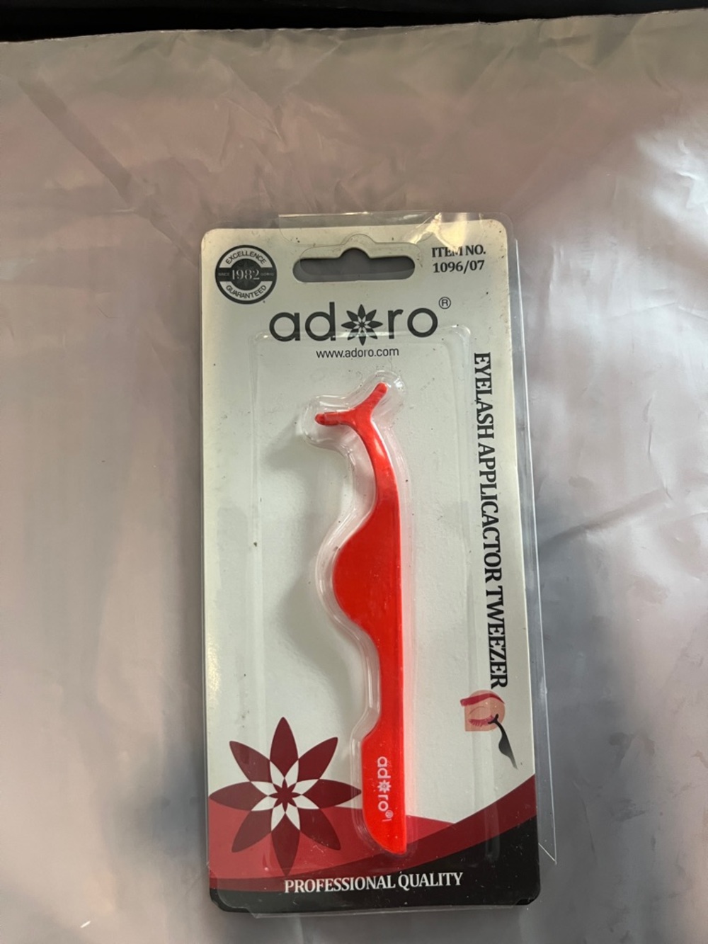 Adoro Red Eyelash Applicator Tweezer